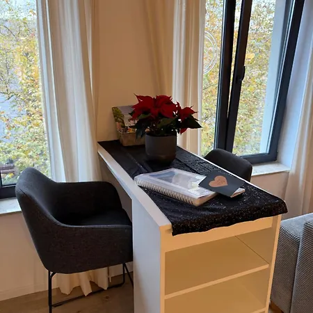 Apartment Direkt An Der Landesgartenschau 2026 - Gemuetliche Stadtwohnung Am Neusser Markt Neuss