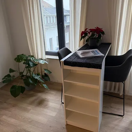 3 Og Direkt An Der Laga 2026 - Gemuetliche Stadtwohnung Am Neusser Markt!