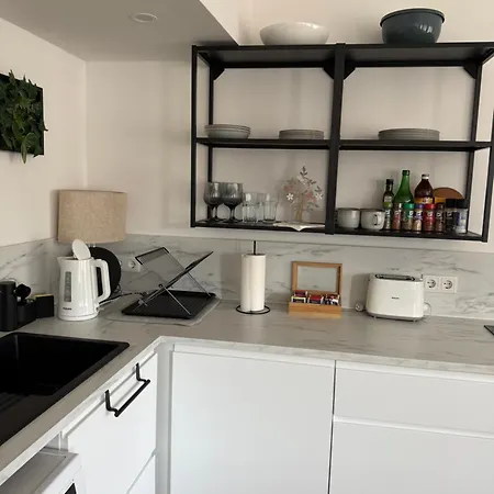 3 Og Direkt An Der Laga 2026 - Gemuetliche Stadtwohnung Am Neusser Markt! *