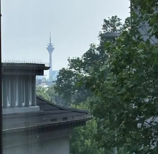 3 Og Direkt An Der Laga 2026 - Gemuetliche Stadtwohnung Am Neusser Markt! *